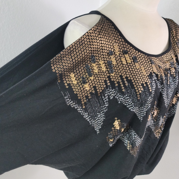MISS ME INCREDIBLE EMBELLISHED SEQUINS TOP SZ Med. - Picture 11 of 16